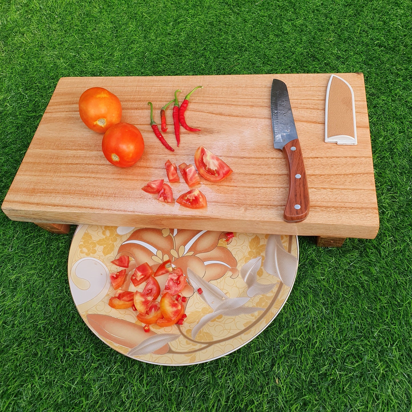 Wooden Cutting Board (D-4)