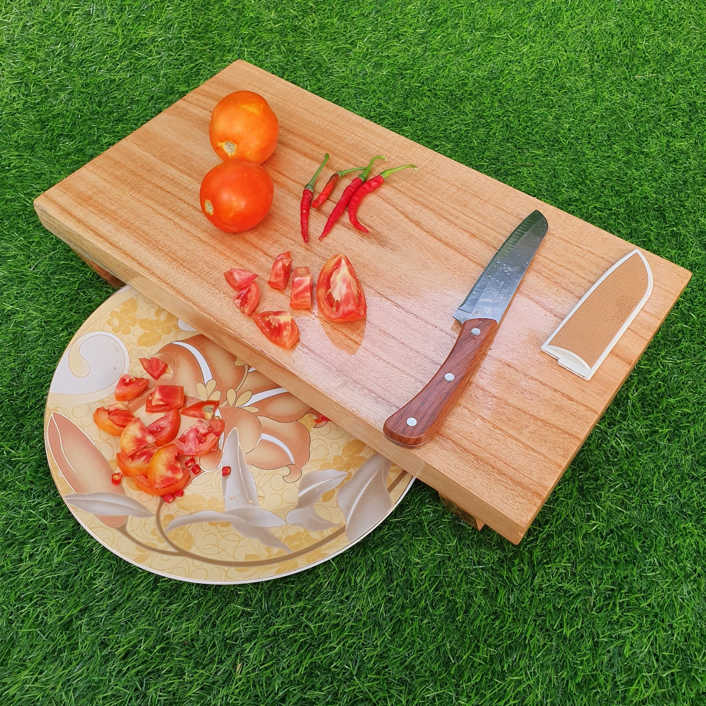Wooden Cutting Board (D-4)